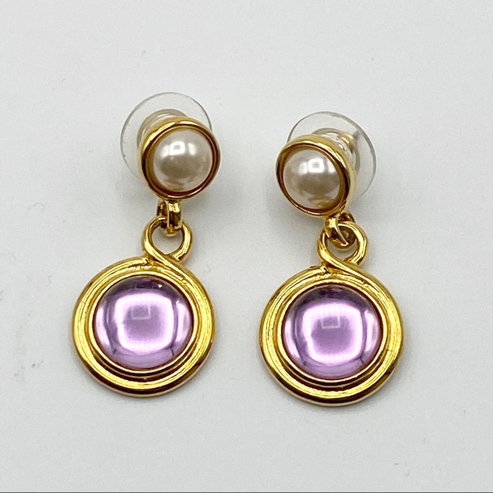 Classic Gold 14K Gold Shield Drop Earrings